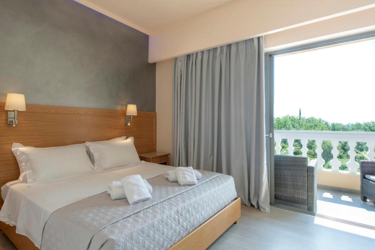 Fiori Hotel Gouvia Esterno foto